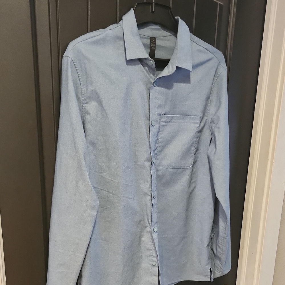Lululemon Athletica Blue Slim Fit Casual Button Down Shirt